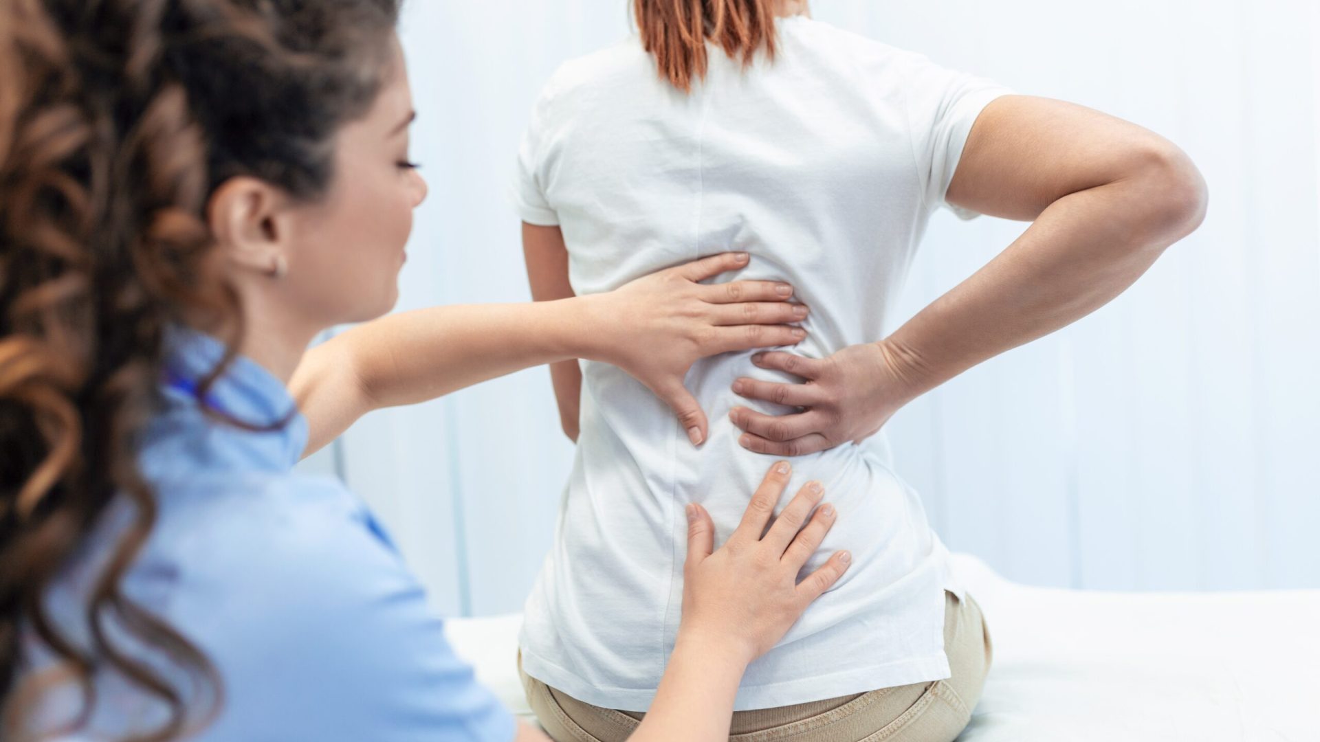 chiropractic care for work injuries in Brooklyn treatment session